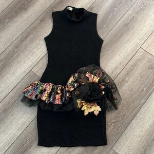 Vintage 80’s vibes lipstick dress size 6